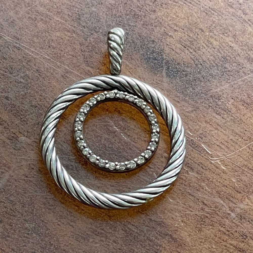 David Yurman Infinity Diamond Circle Pendant
